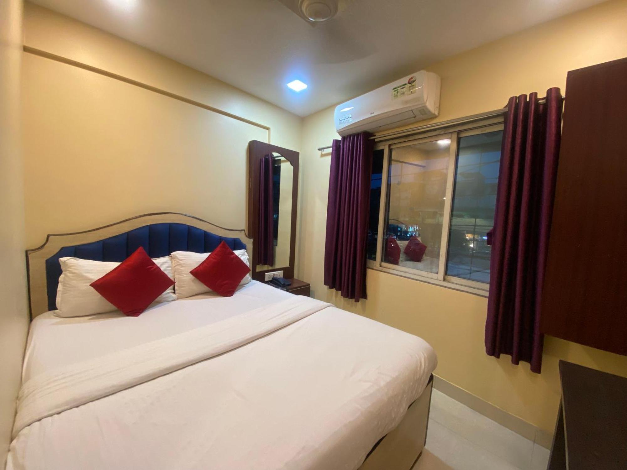 Hotel Royal Grand - Near International Airport 3*