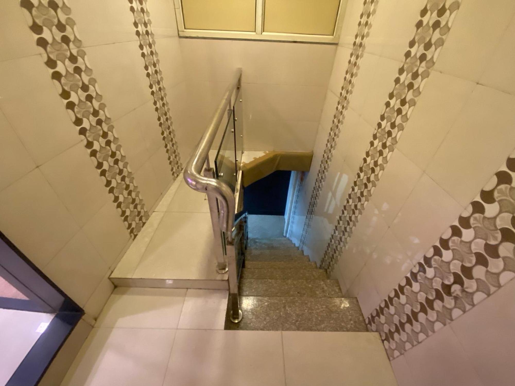 Hotel Royal Grand - Near International Airport Mumbai