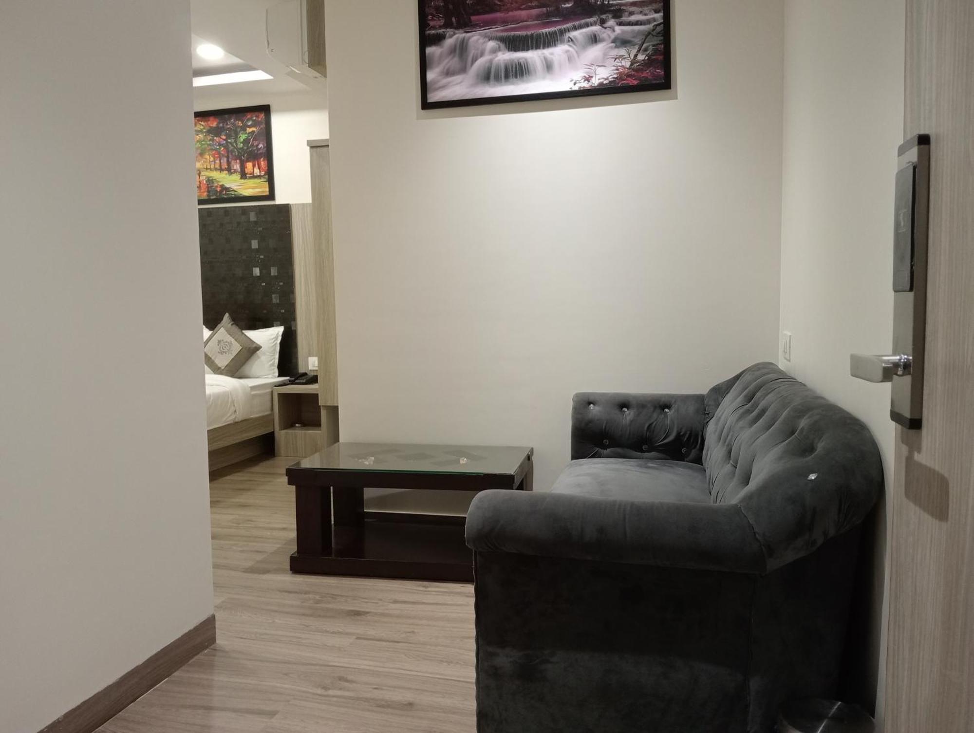 Guest house Arts International *