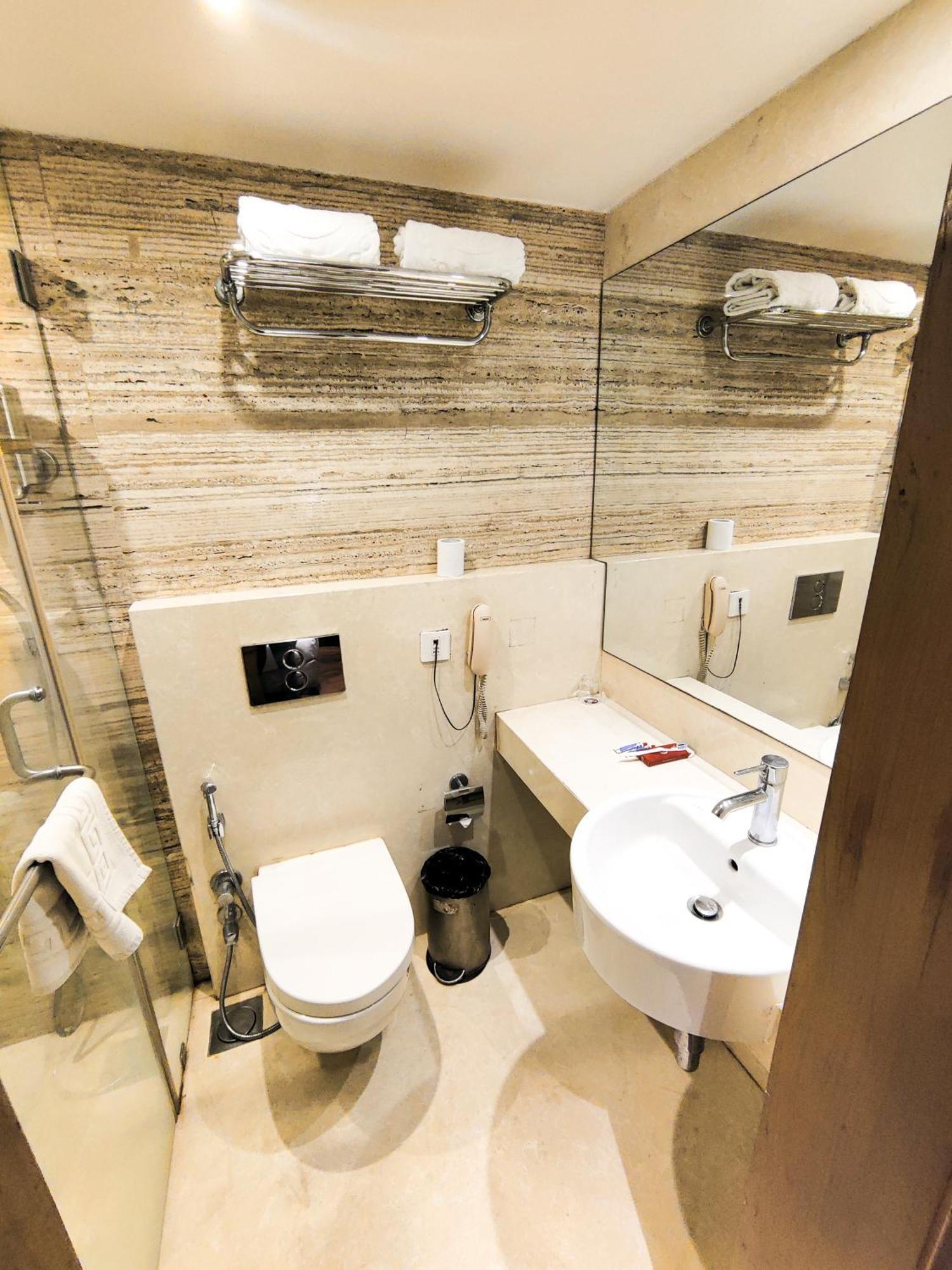 Hotel Ramee Guestline Khar 3*