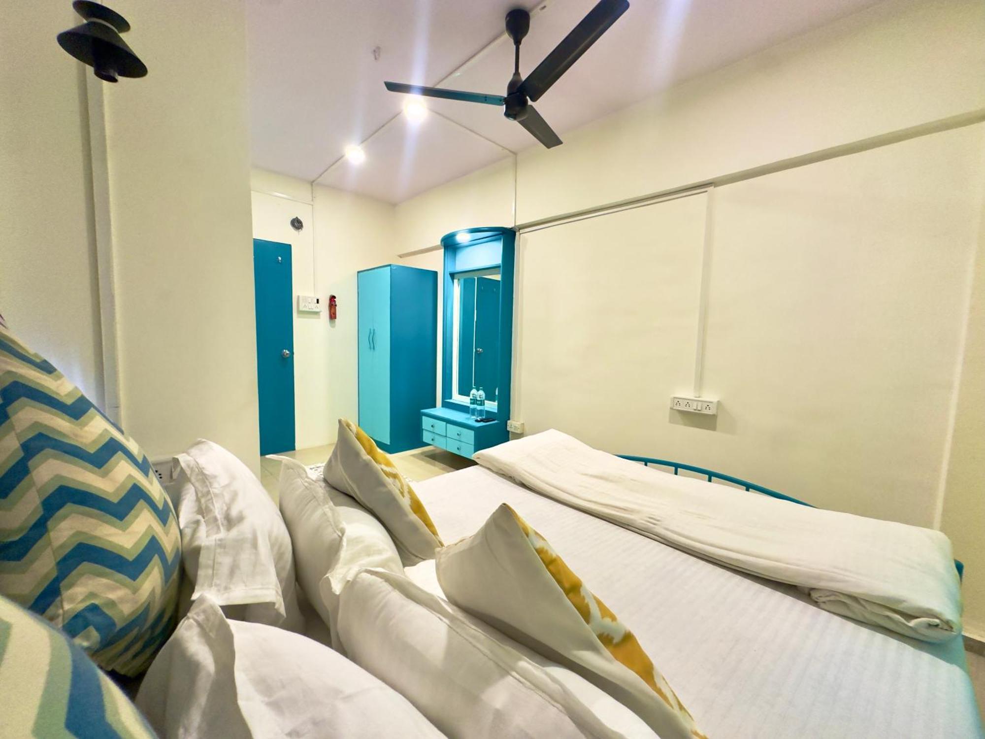Locomo Express Hostel