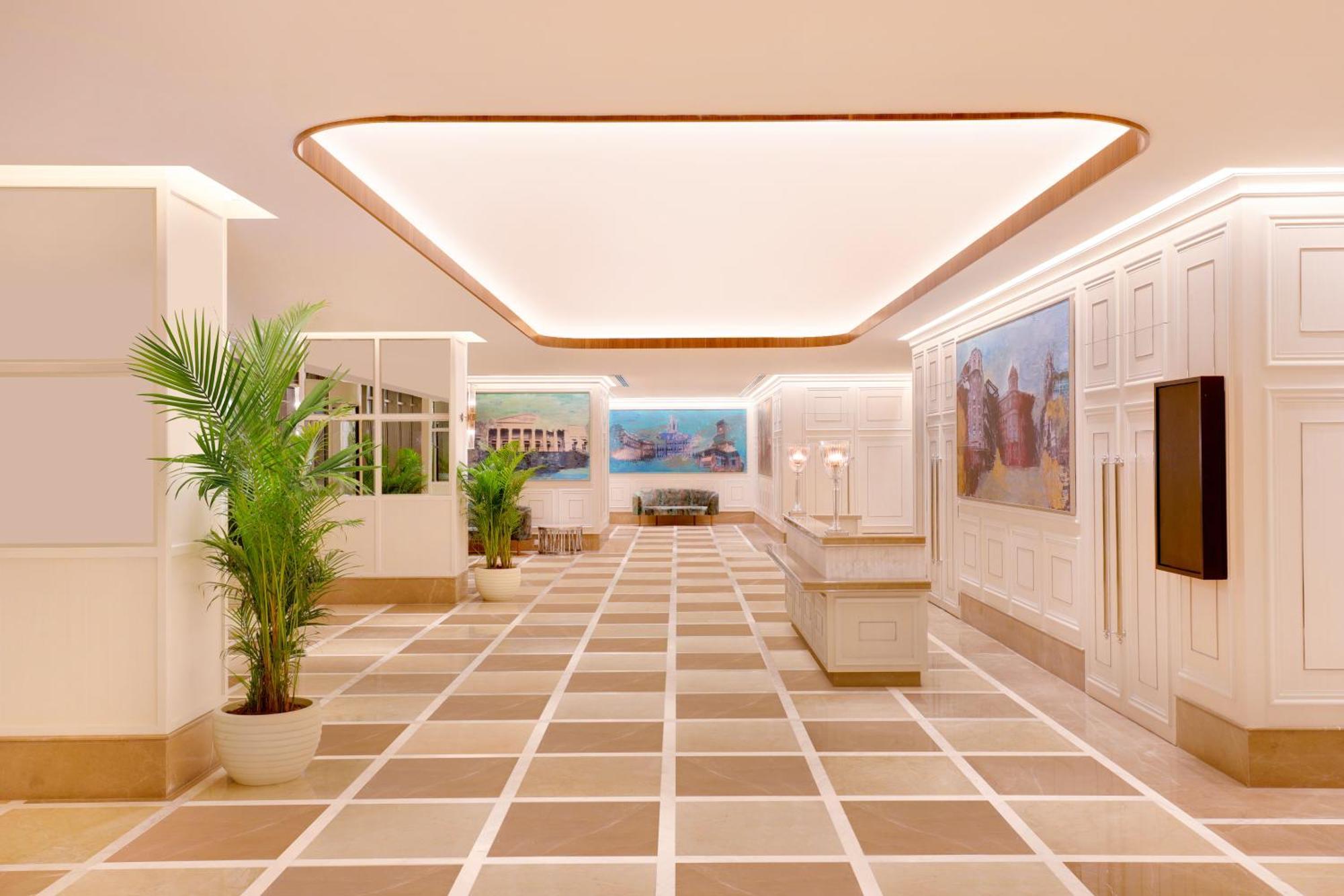 Aurika, International Airport Hotel