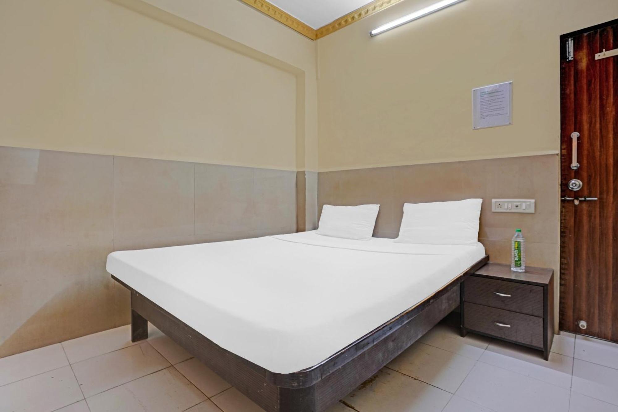 Spot On 81122 Alfa Hotel
