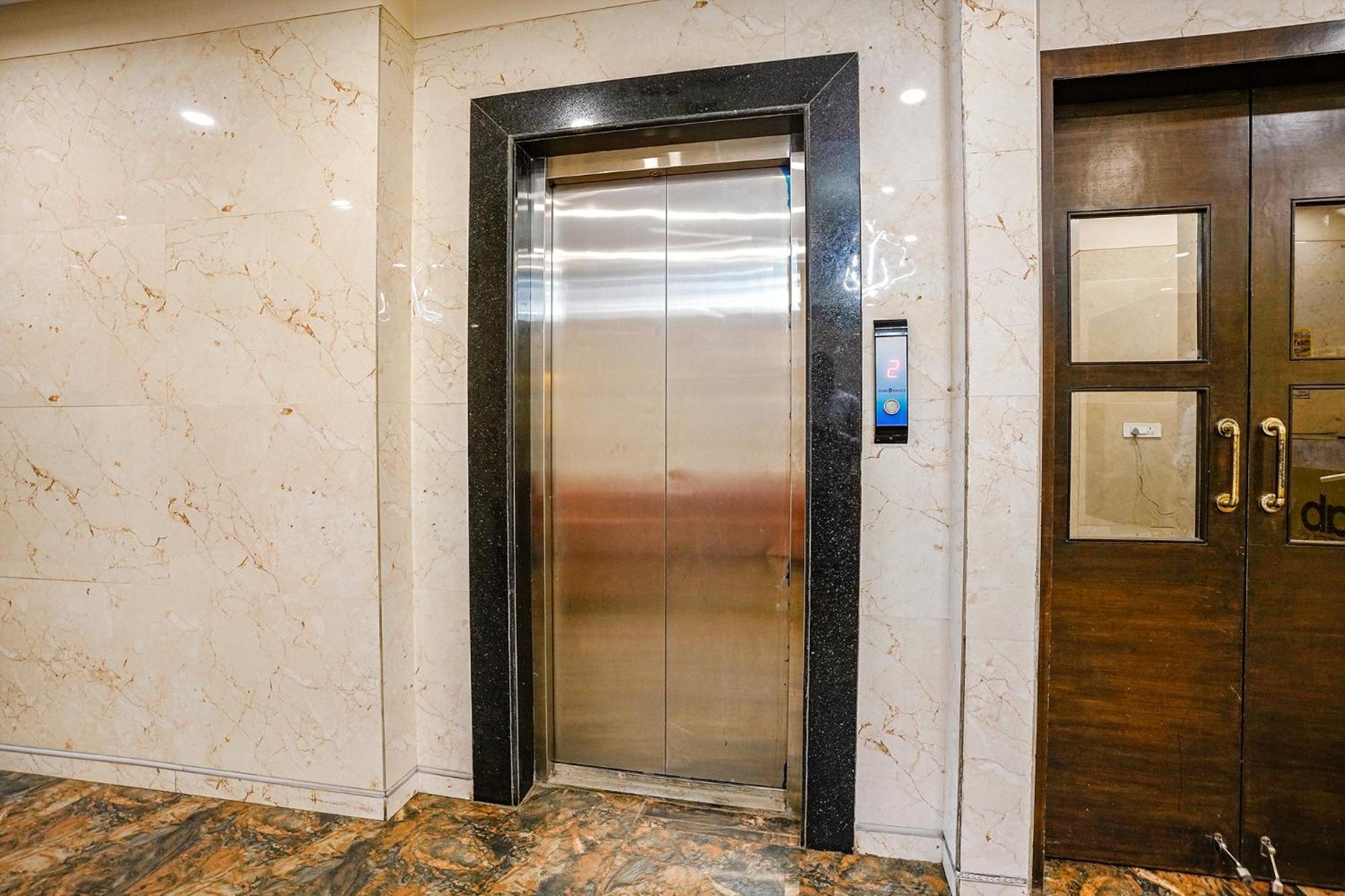 Hotel Fabhotel Vertigo - Nr Bkc 3*