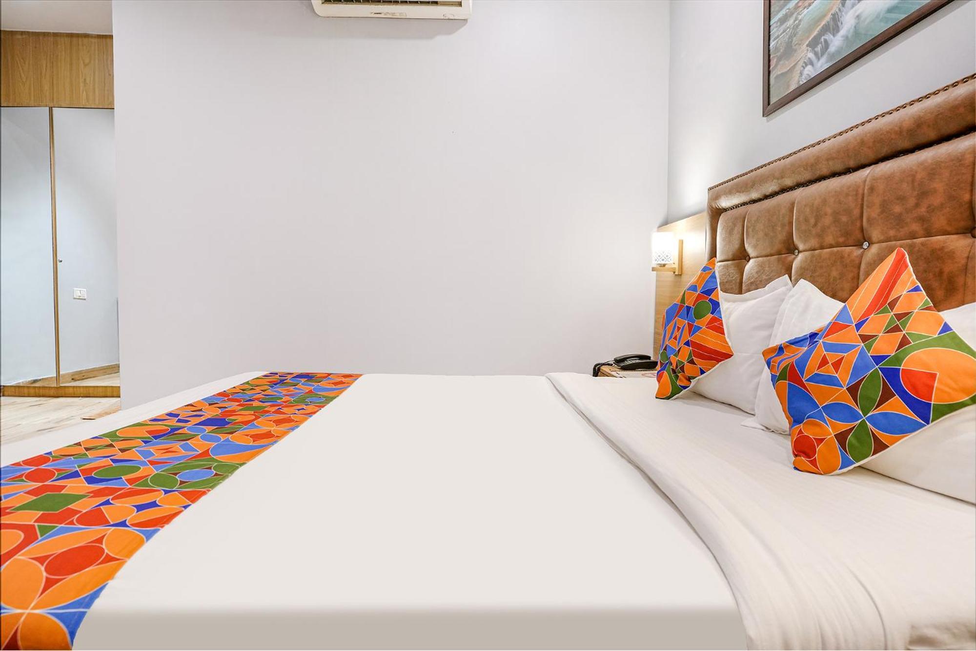 Fabhotel Zara Grand Mumbai
