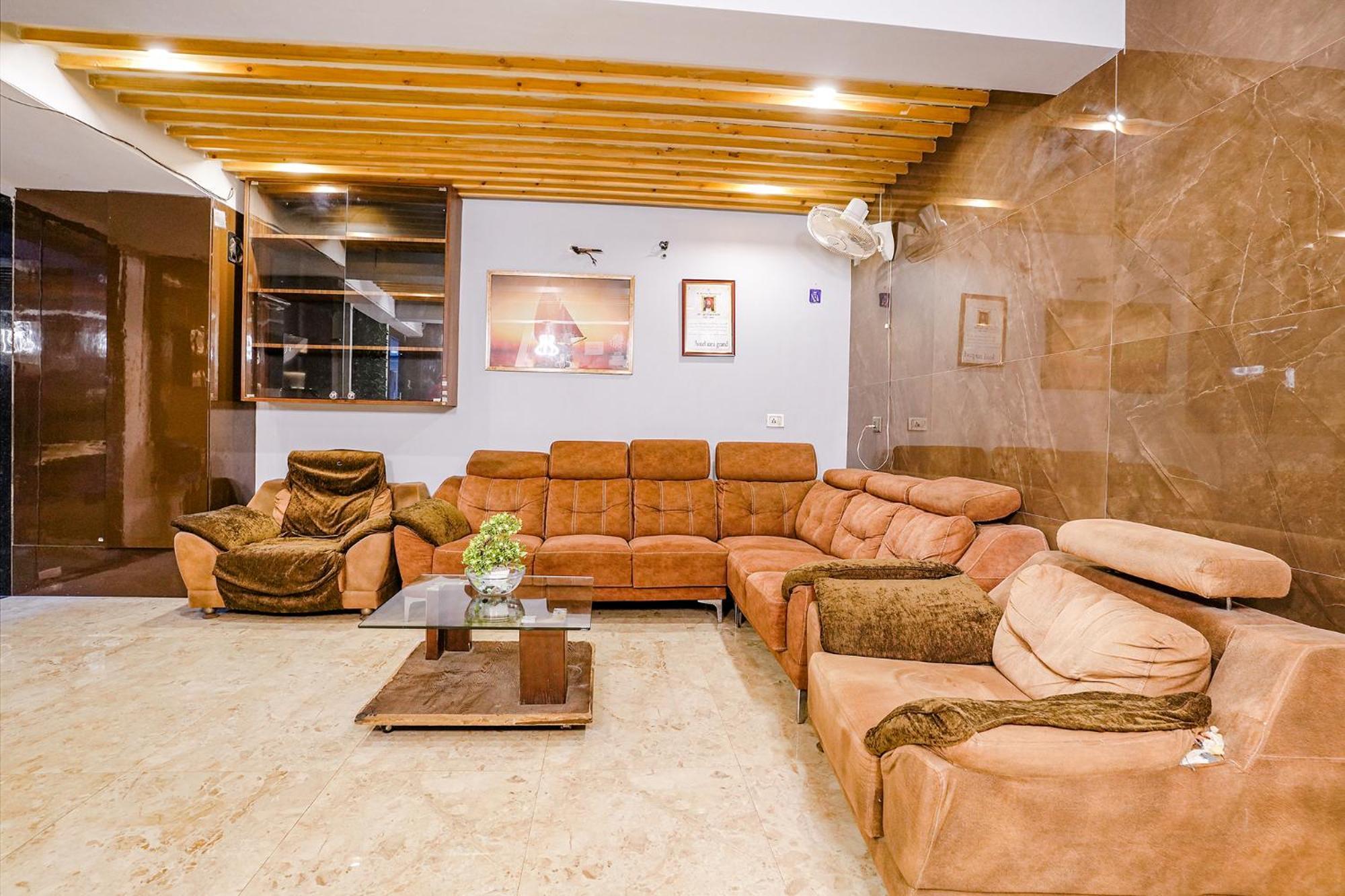 Hotel Fabhotel Zara Grand 3*
