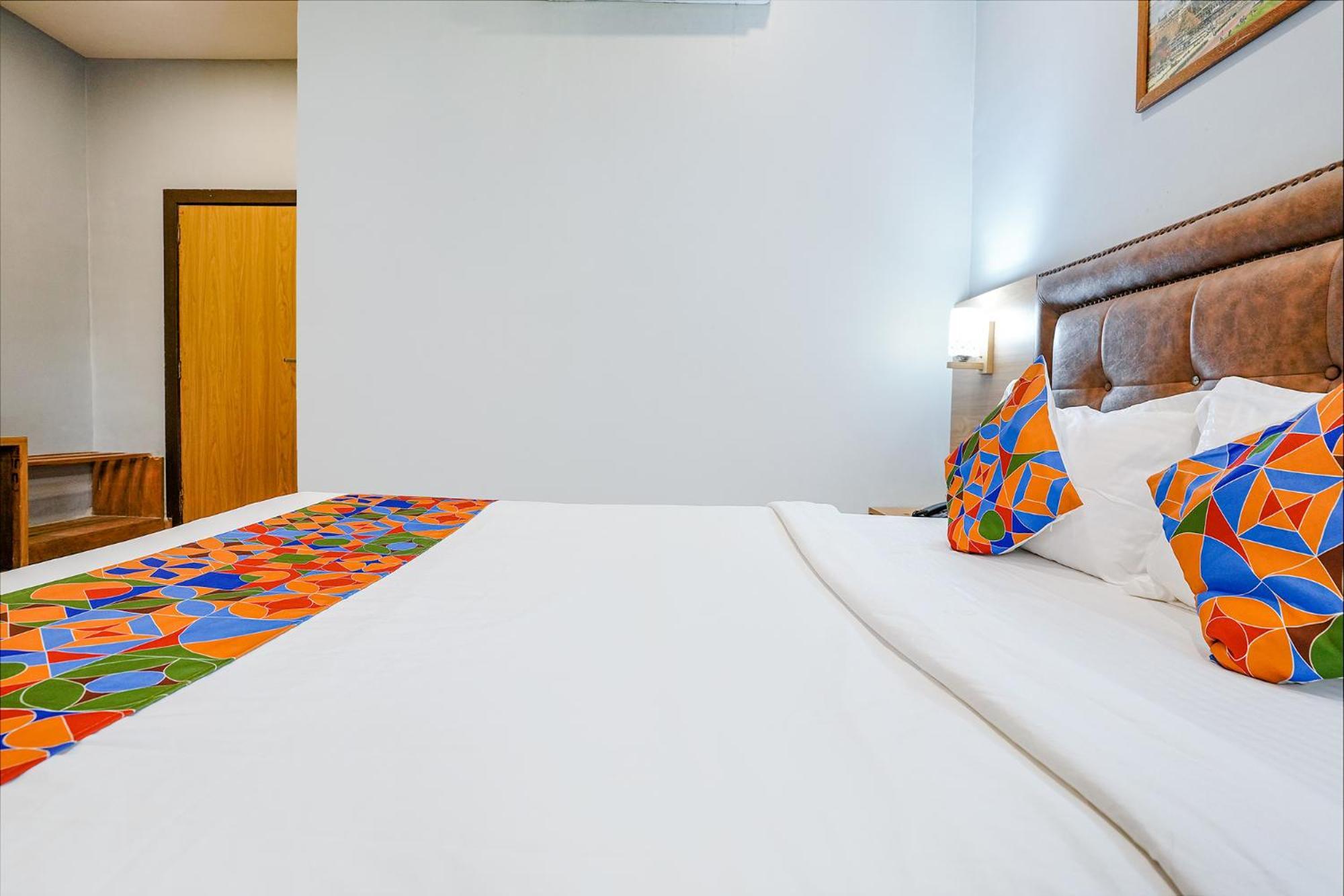 Fabhotel Zara Grand 3* Mumbai