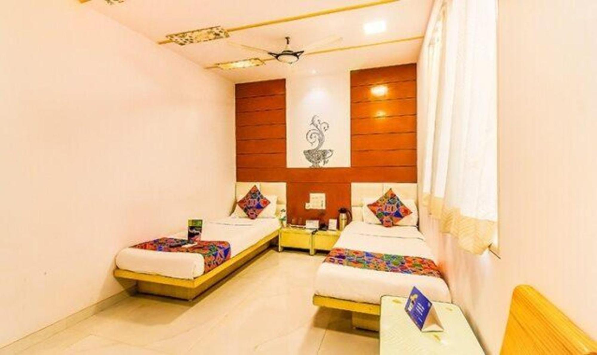 Fabexpress Satellite Hotel Mumbai