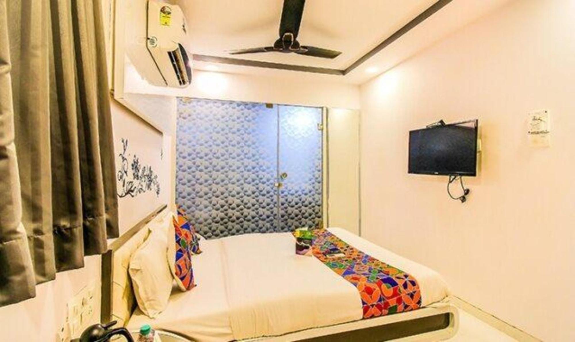 Fabexpress Satellite Hotel Mumbai