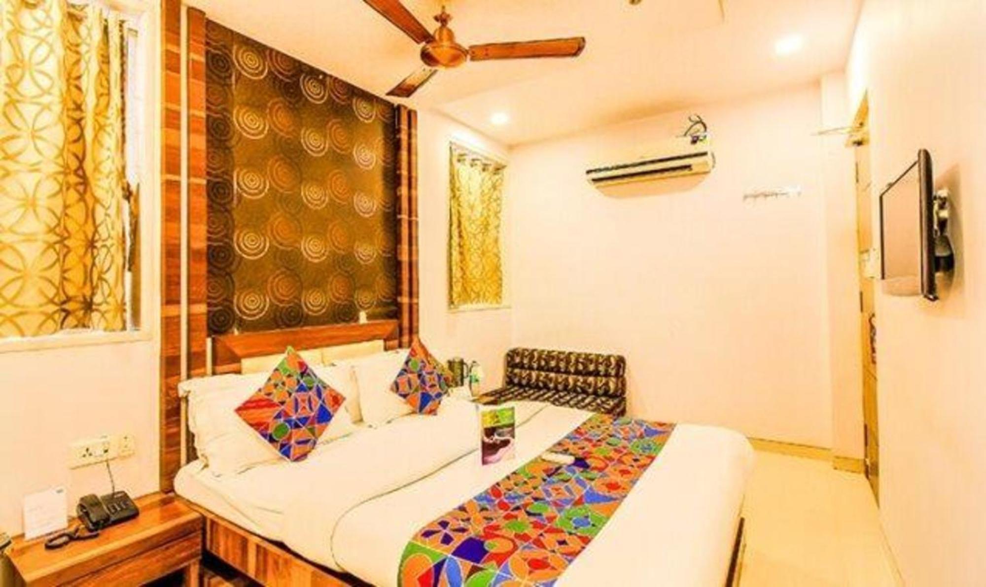 Fabexpress Satellite Hotel 3*