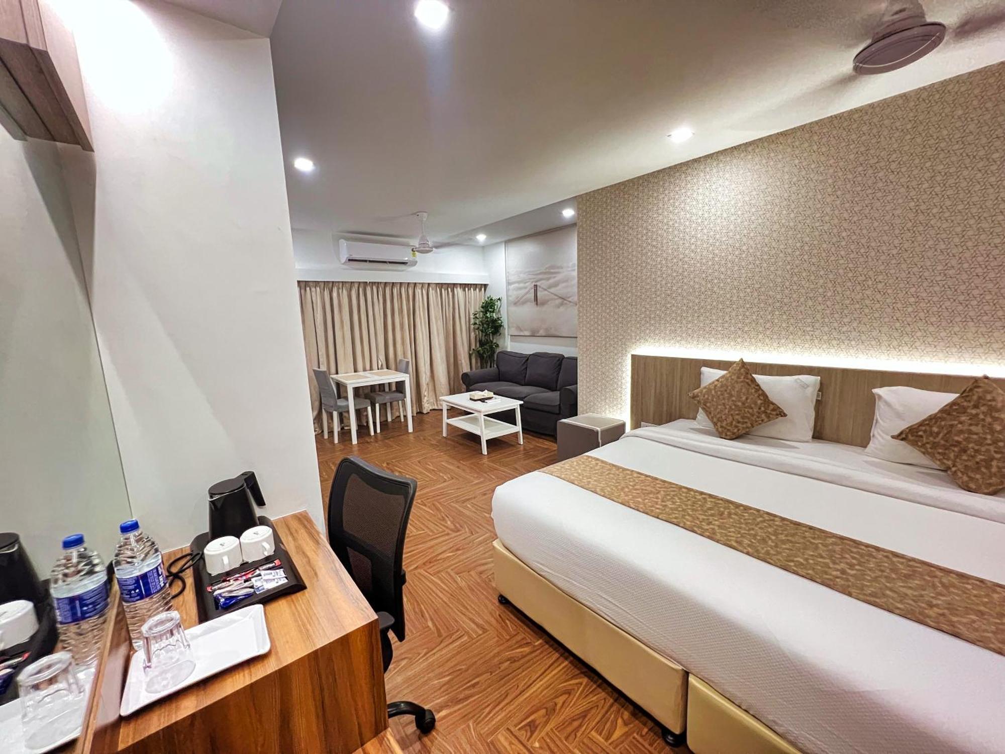White House By Maxxvalue Service Bandra Apartamento Bombaim