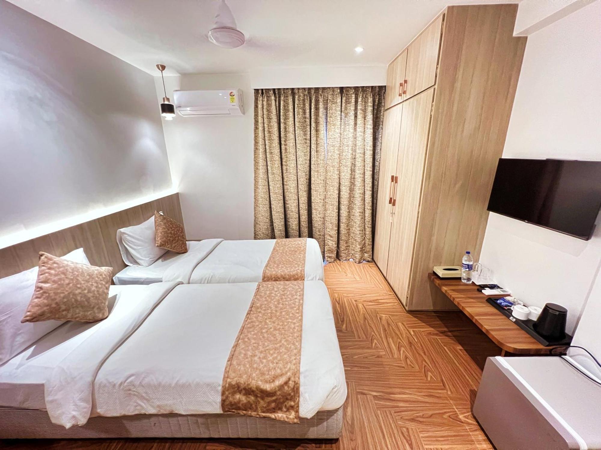 White House By Maxxvalue Service Bandra Apartamento Bombaim