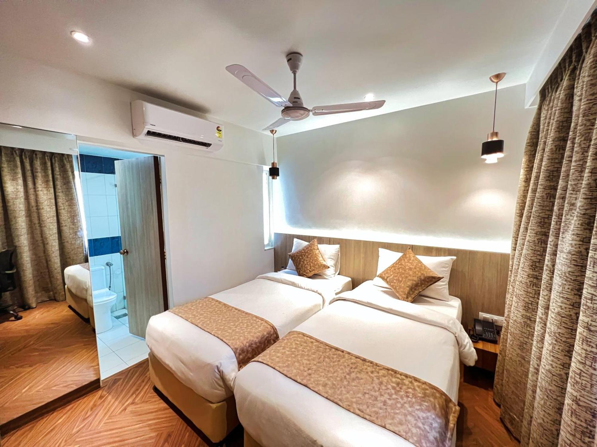 White House By Maxxvalue Service Bandra Apartamento Bombaim