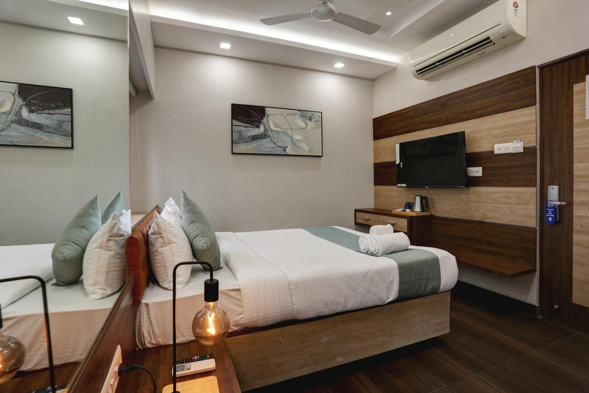 Ozone Colaba Bombaim