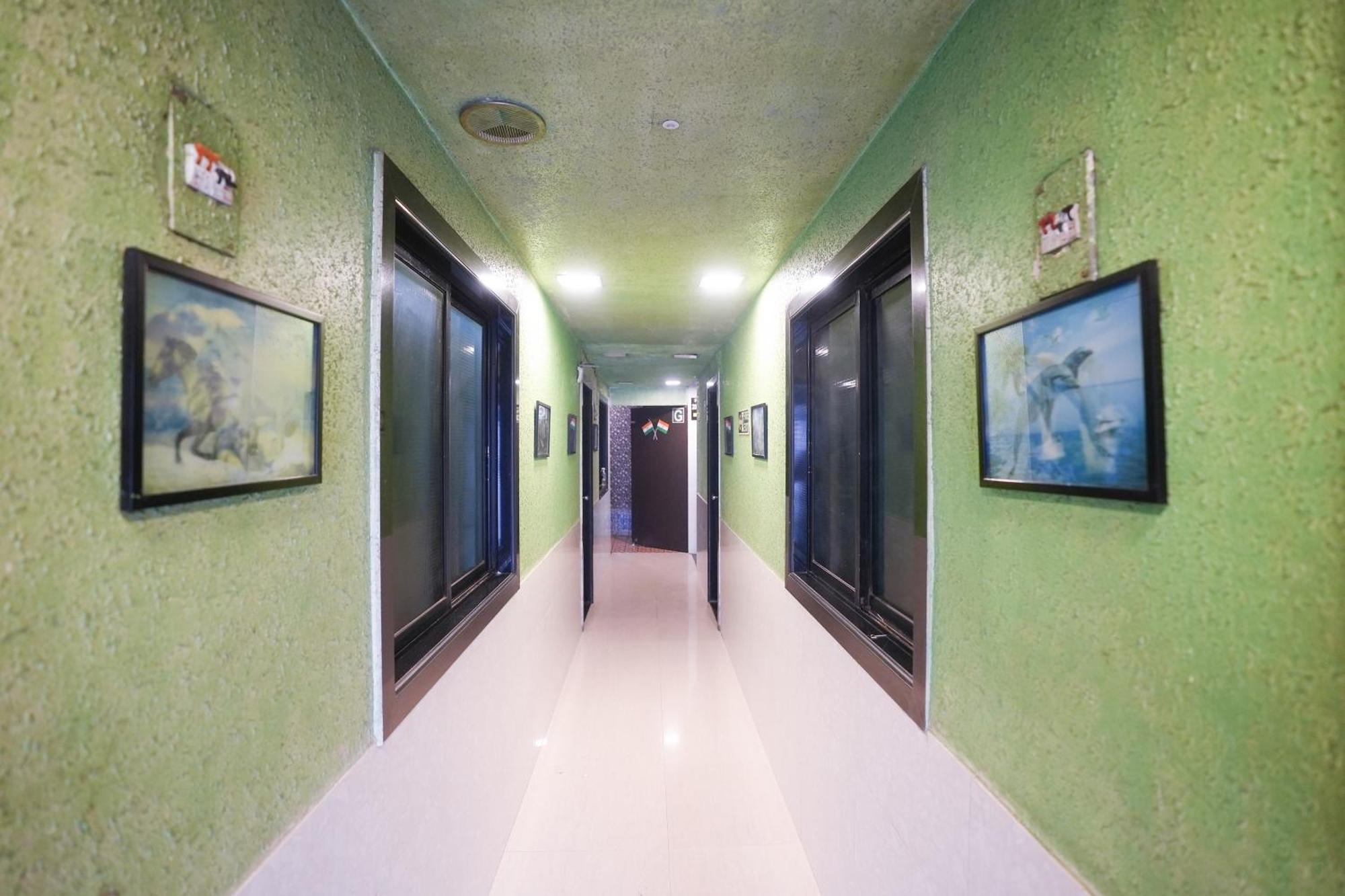 Hotel Om Residency 2*