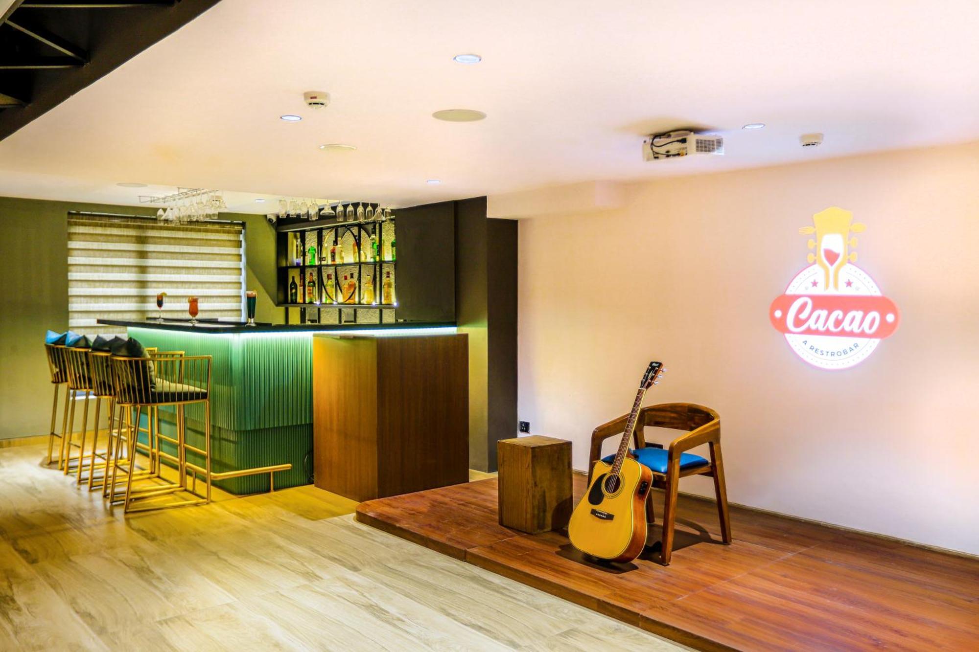 Aralia International Airport, 3*