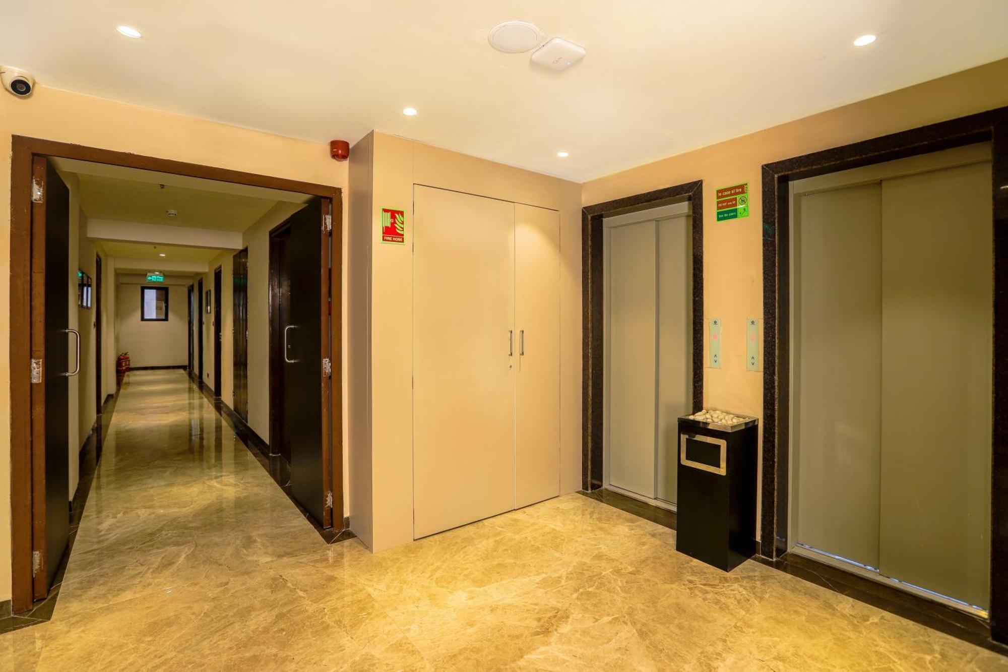 Hotel Aralia International Airport, 3*