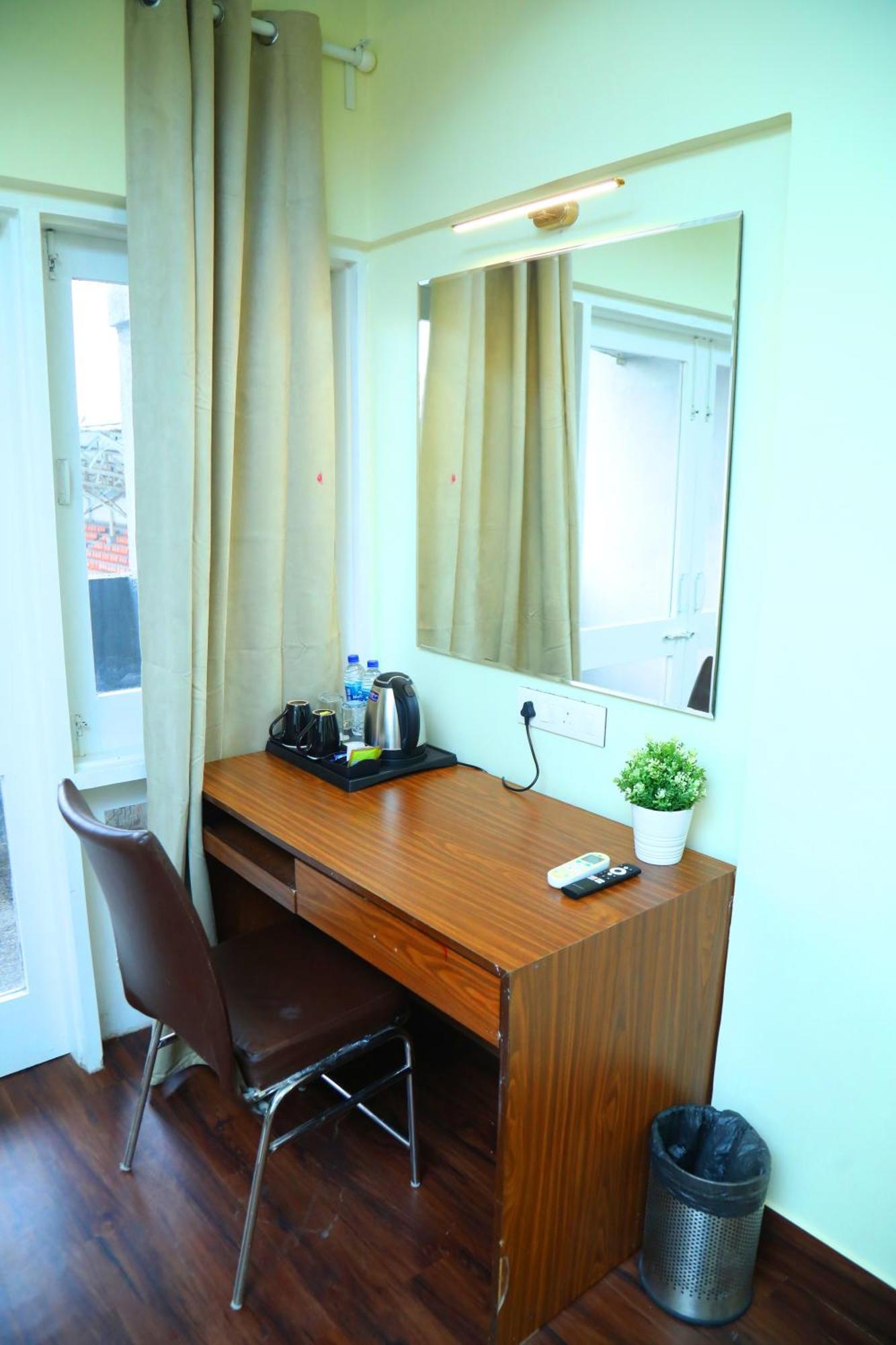 Country & Suites By Umrb - International Airport 3* Mumbai