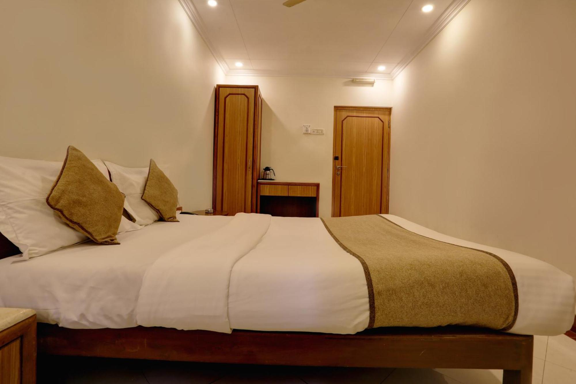 Accord Hotel Mumbai