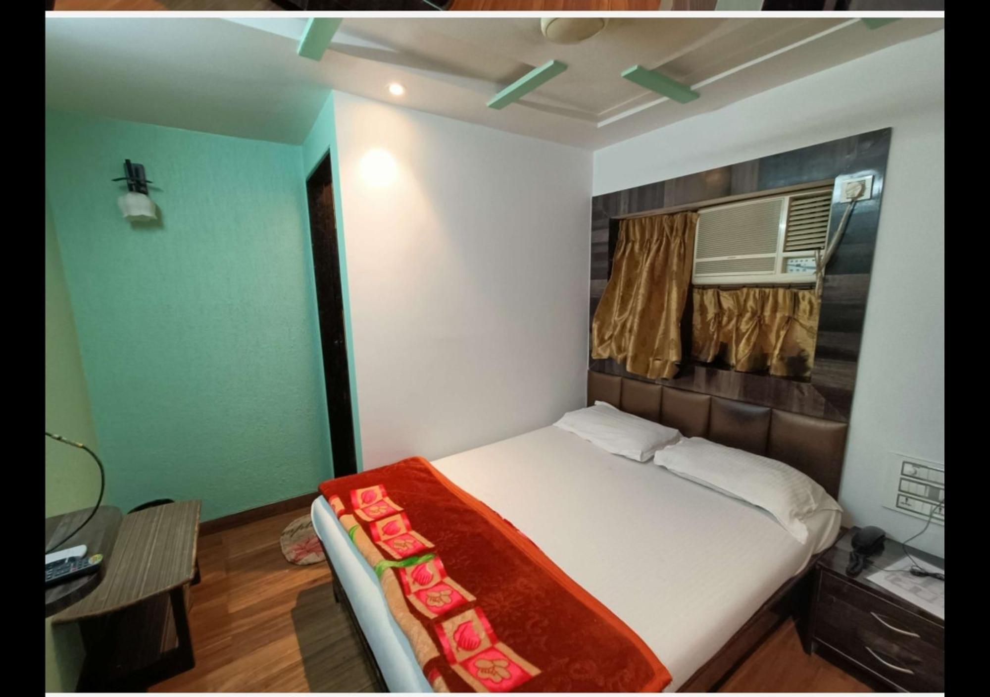 Hotel Broadway Colaba Bombaim