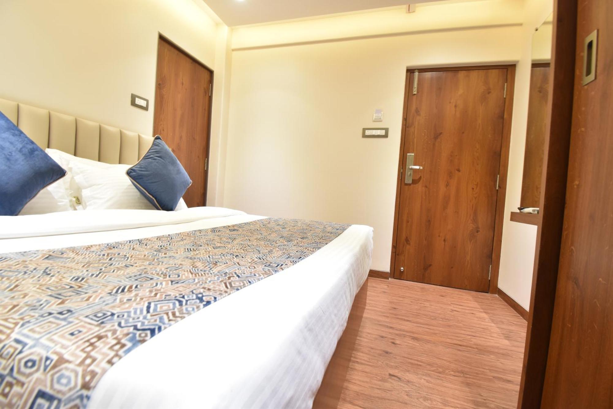 Kalpana Palace, 2* Mumbai