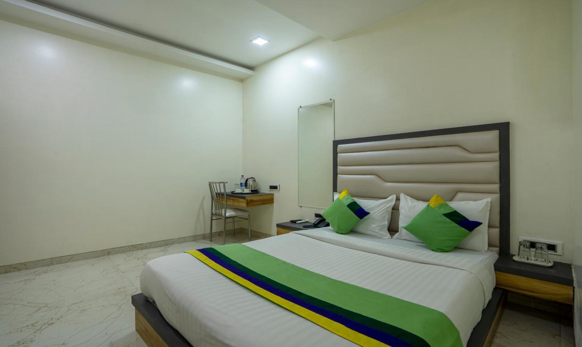 Hotel Treebo Zaid International Powai 3*