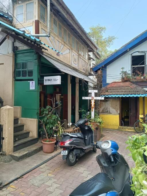 Apartamento Saba 502, Subko Coffee, Chapel Road, Bandra West By Connekt Homes *