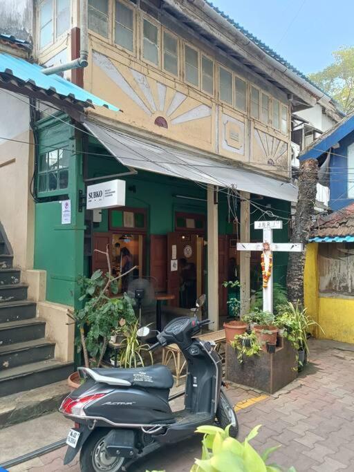 Saba 502, Subko Coffee, Chapel Road, Bandra West By Connekt Homes Apartamento
