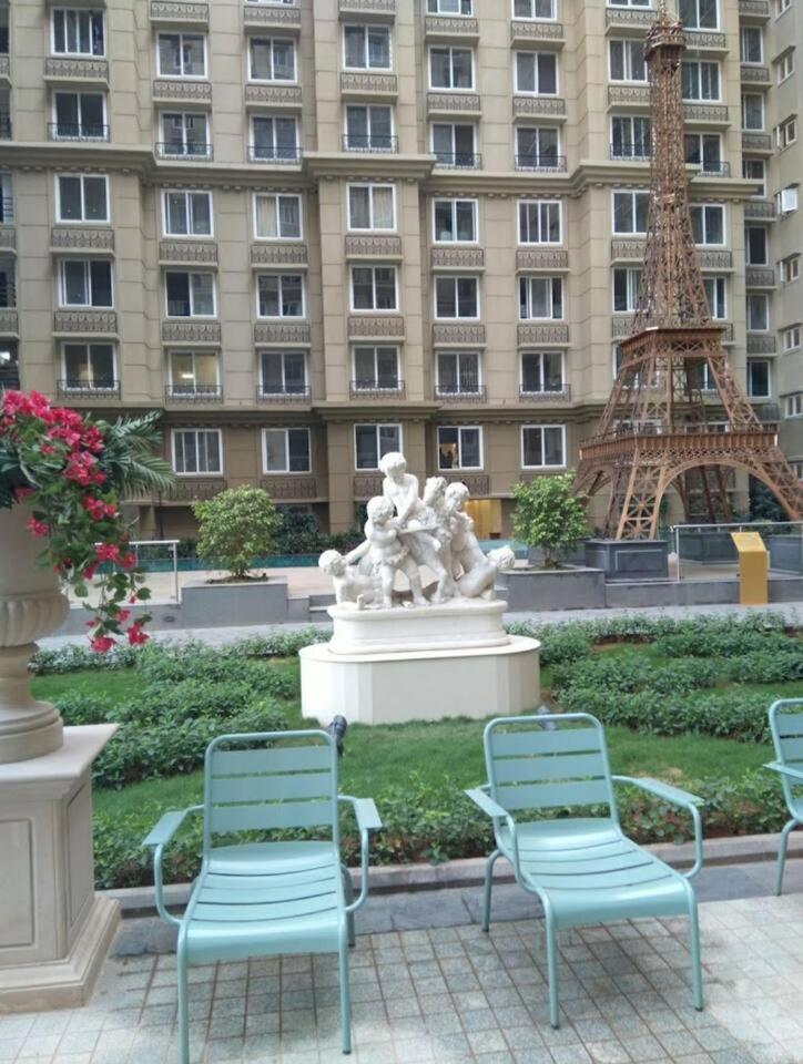 Kanakia Paris D Wing At Bkc, Near Asian Heart Hospital, A Luxury By Connekt Homes Apartment *