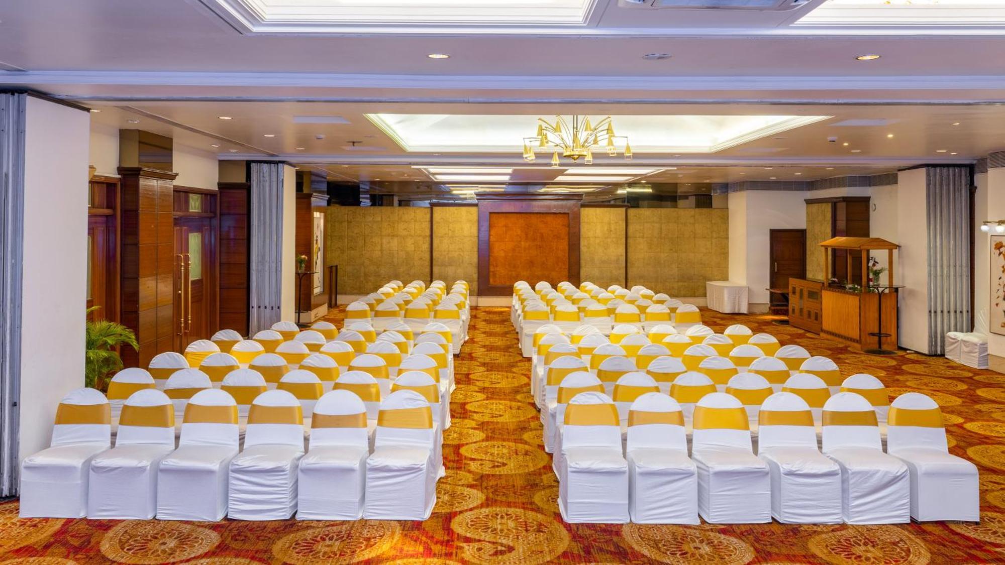 Kohinoor Continental,airport 4* Mumbai