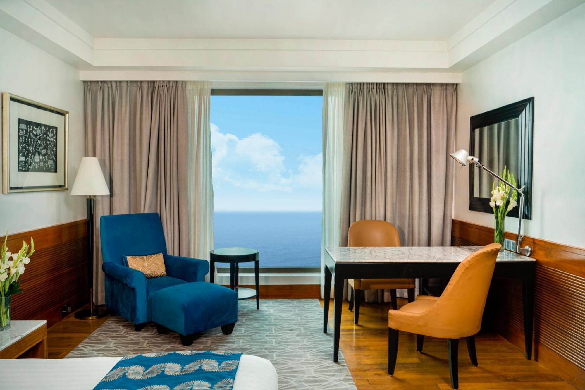 Intercontinental Marine Drive By Ihg 5*