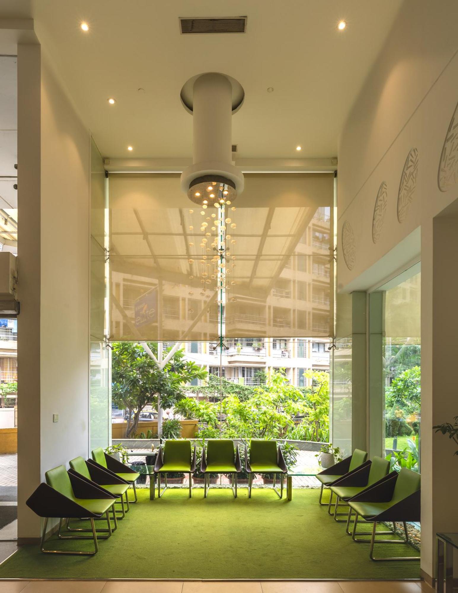 Kohinoor Elite Near Bkc 3*