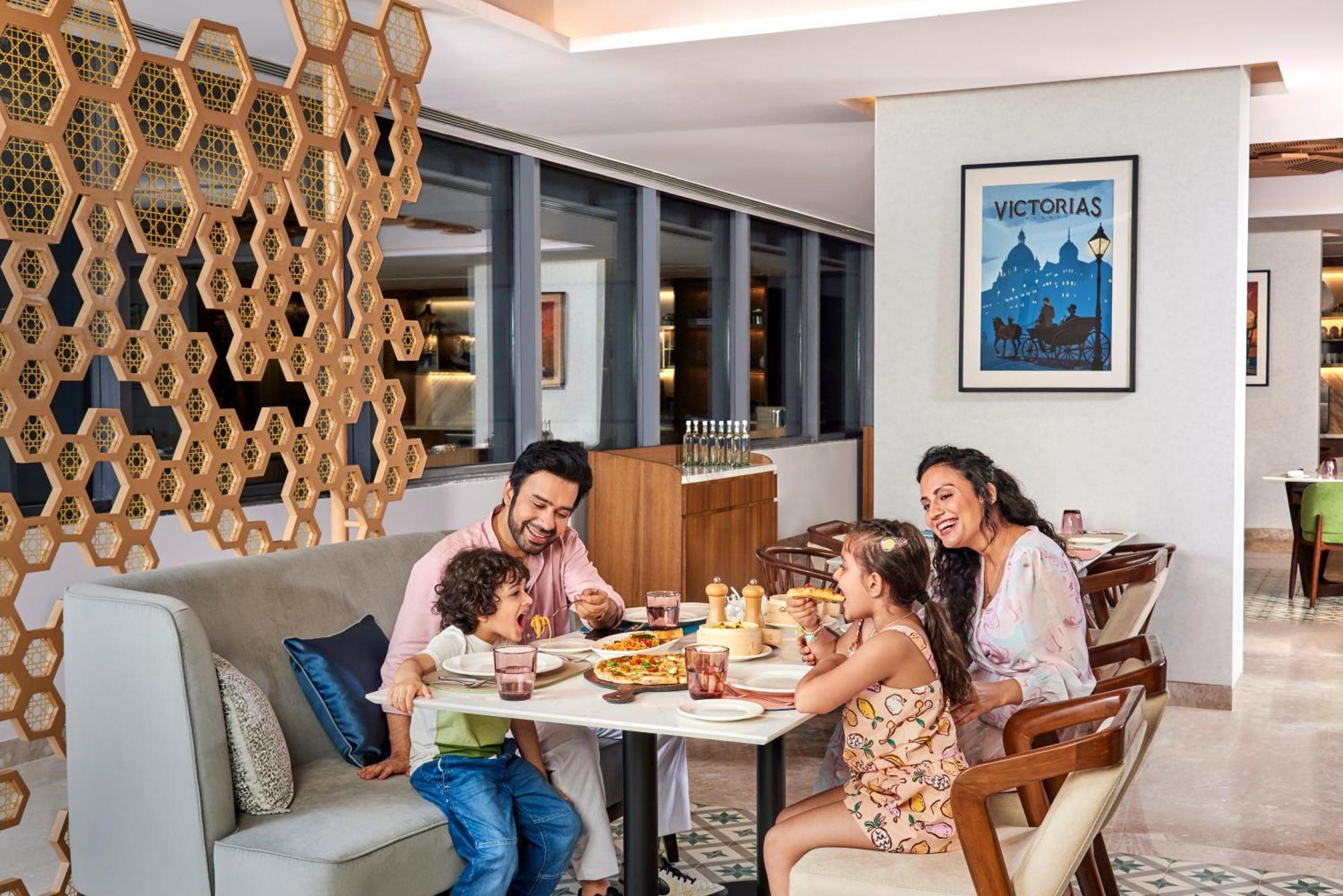 Novotel International Airport 5*