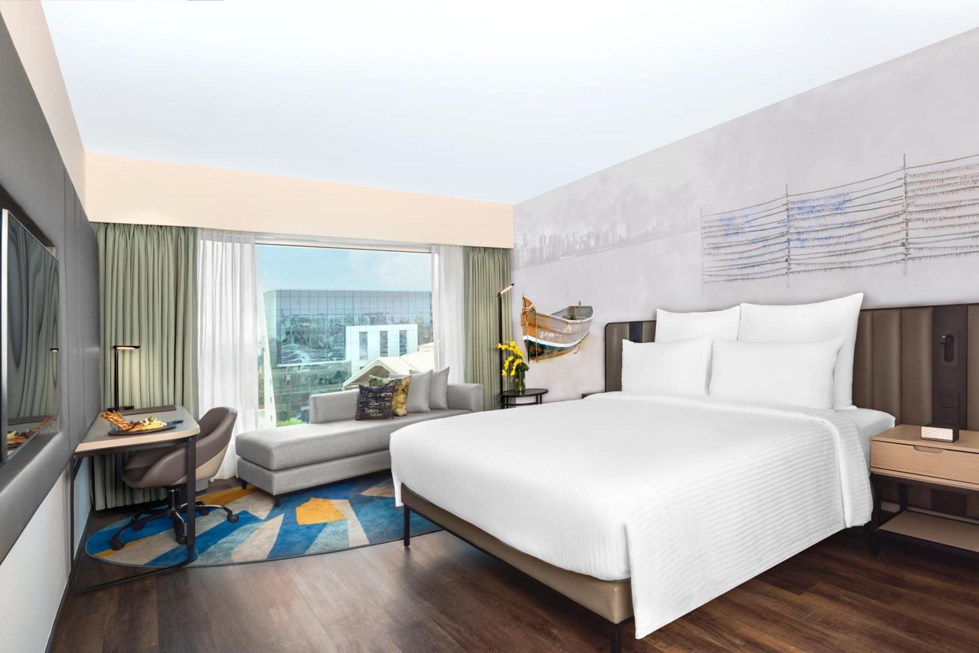 Hotel Novotel International Airport 5*