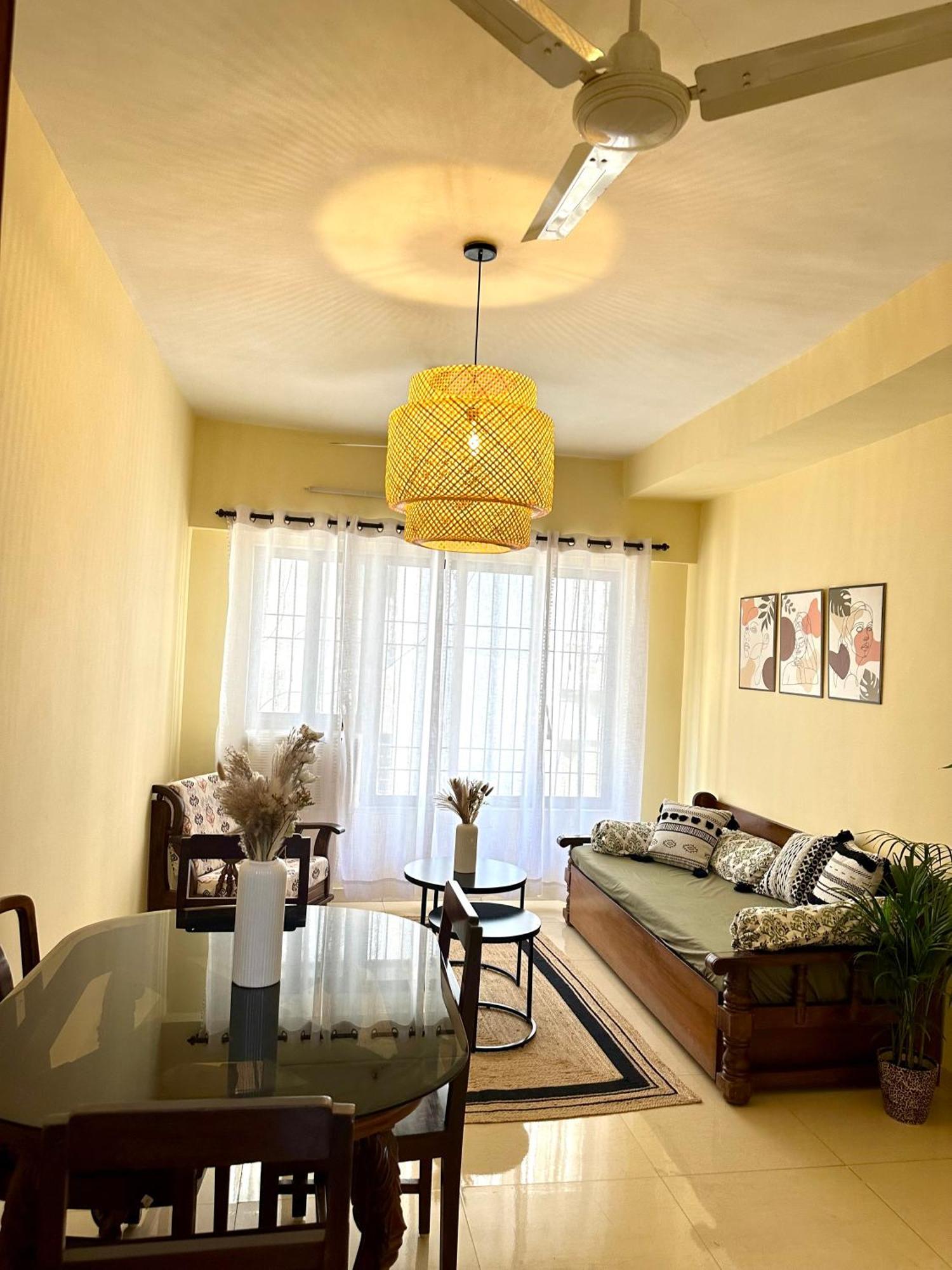 Apartment Entire 1 Bhk In Bandra West Mumbai