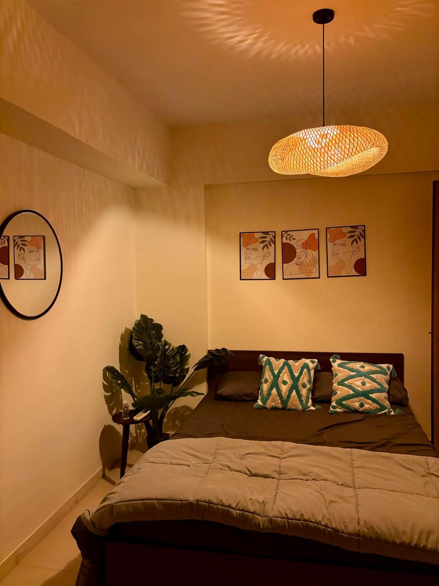 Entire 1 Bhk In Bandra West Mumbai