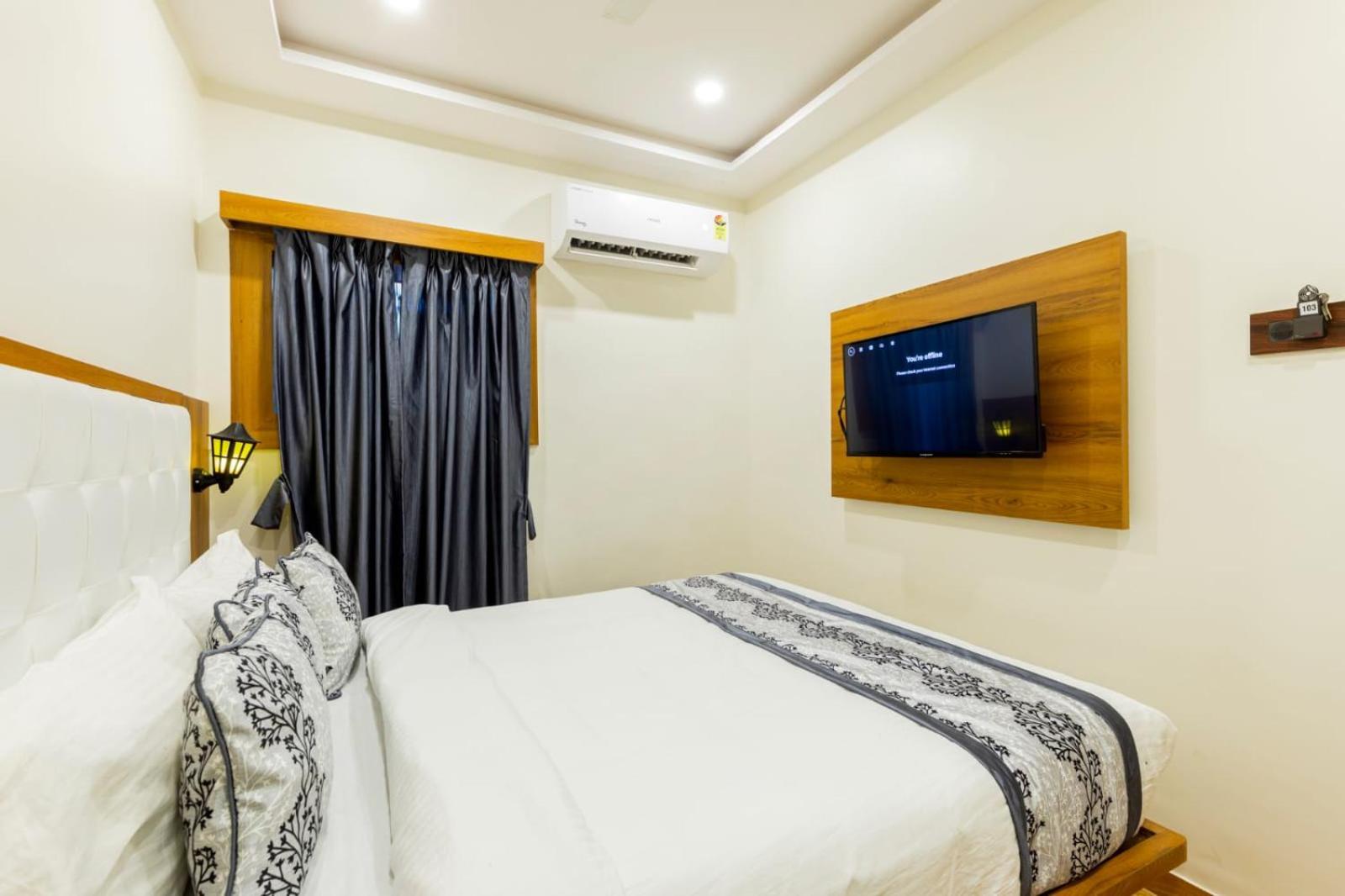 Village Residency Hotel 3*