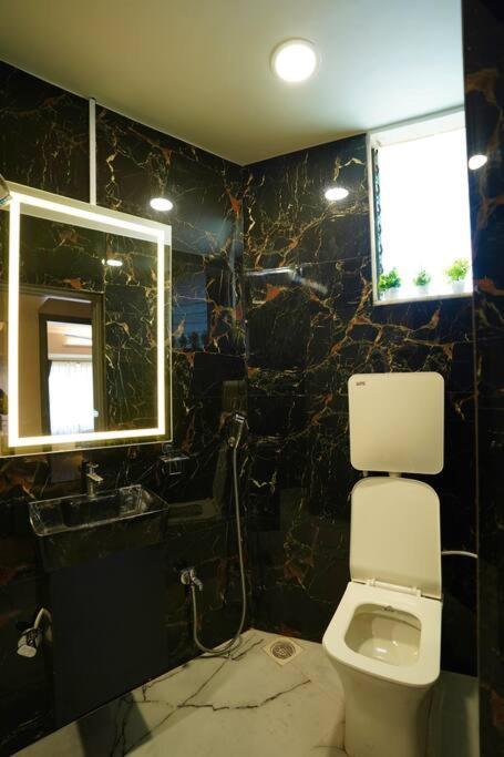 Mcsc: Elite Enclave - 2bhk Luxury Apt With Terrace