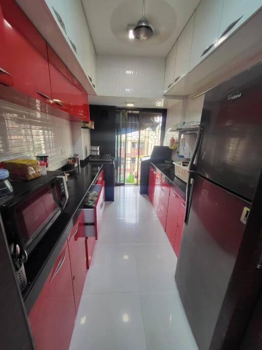 Apartment Modern 2bhk In Main Lokhandwala With Wi Fi *