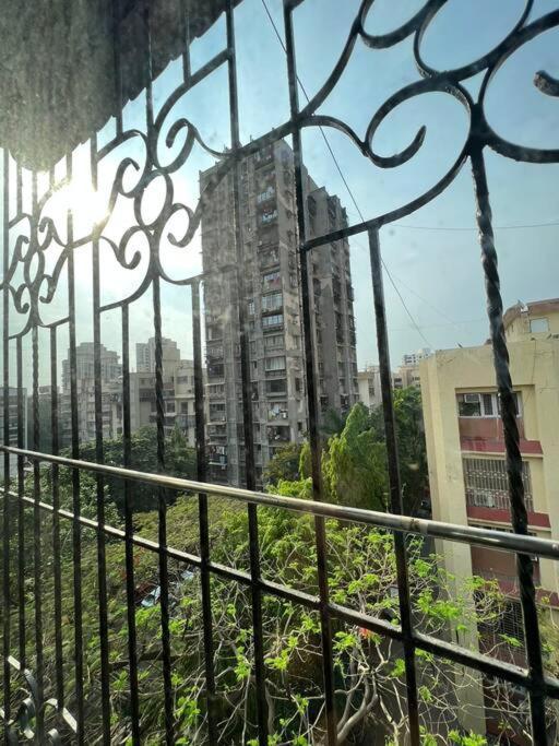 Apartment Modern 2bhk In Main Lokhandwala With Wi Fi Mumbai