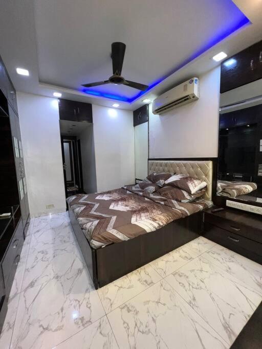 Modern 2bhk In Main Lokhandwala With Wi Fi Mumbai
