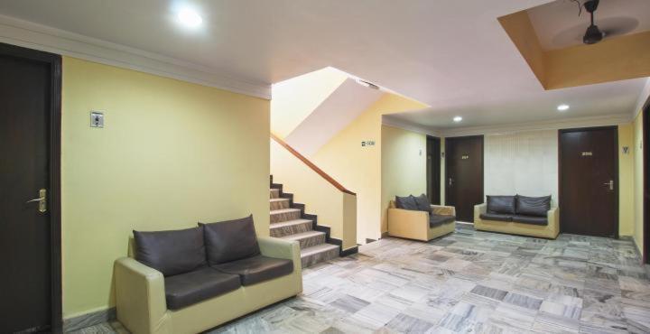 Golden Hotel 2*