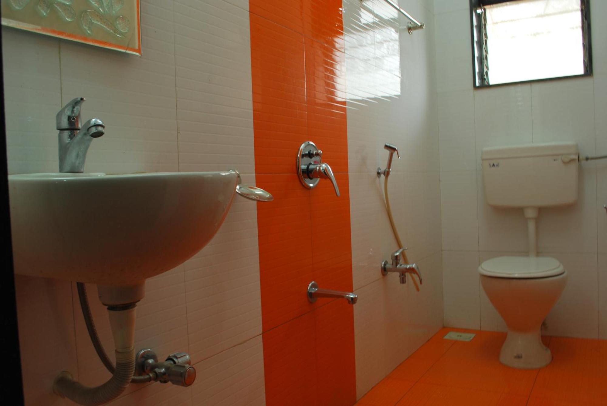 Golden Palace Pvt Ltd 2* Mumbai