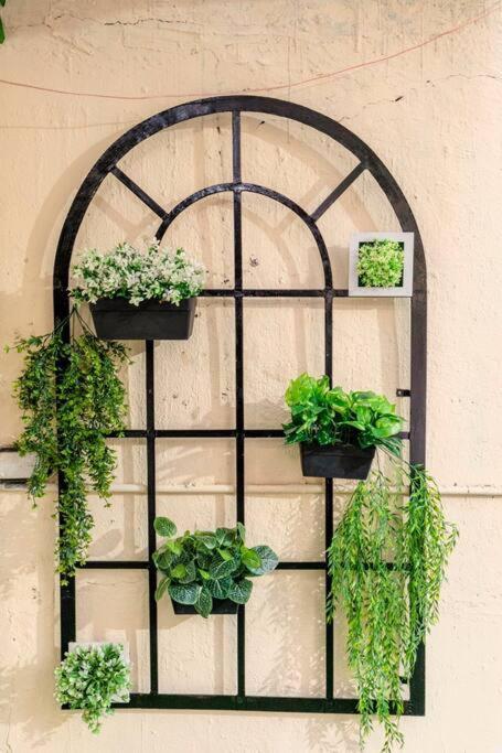 House At The Heart Of Bandra. Apartment Mumbai