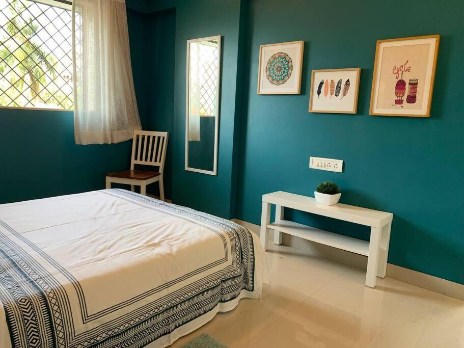 Sterling 401, Off Carter Road, Bandra West By Connekt Homes * Mumbai