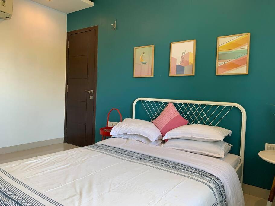 Apartment Sterling 401, Off Carter Road, Bandra West By Connekt Homes