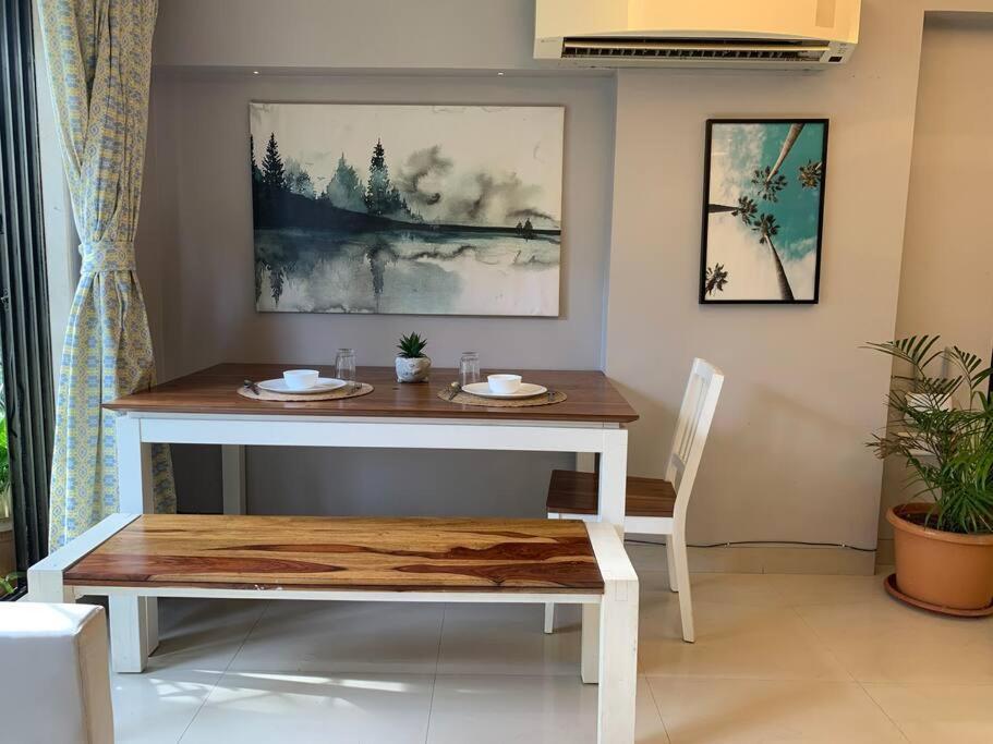 Sterling 401, Off Carter Road, Bandra West By Connekt Homes