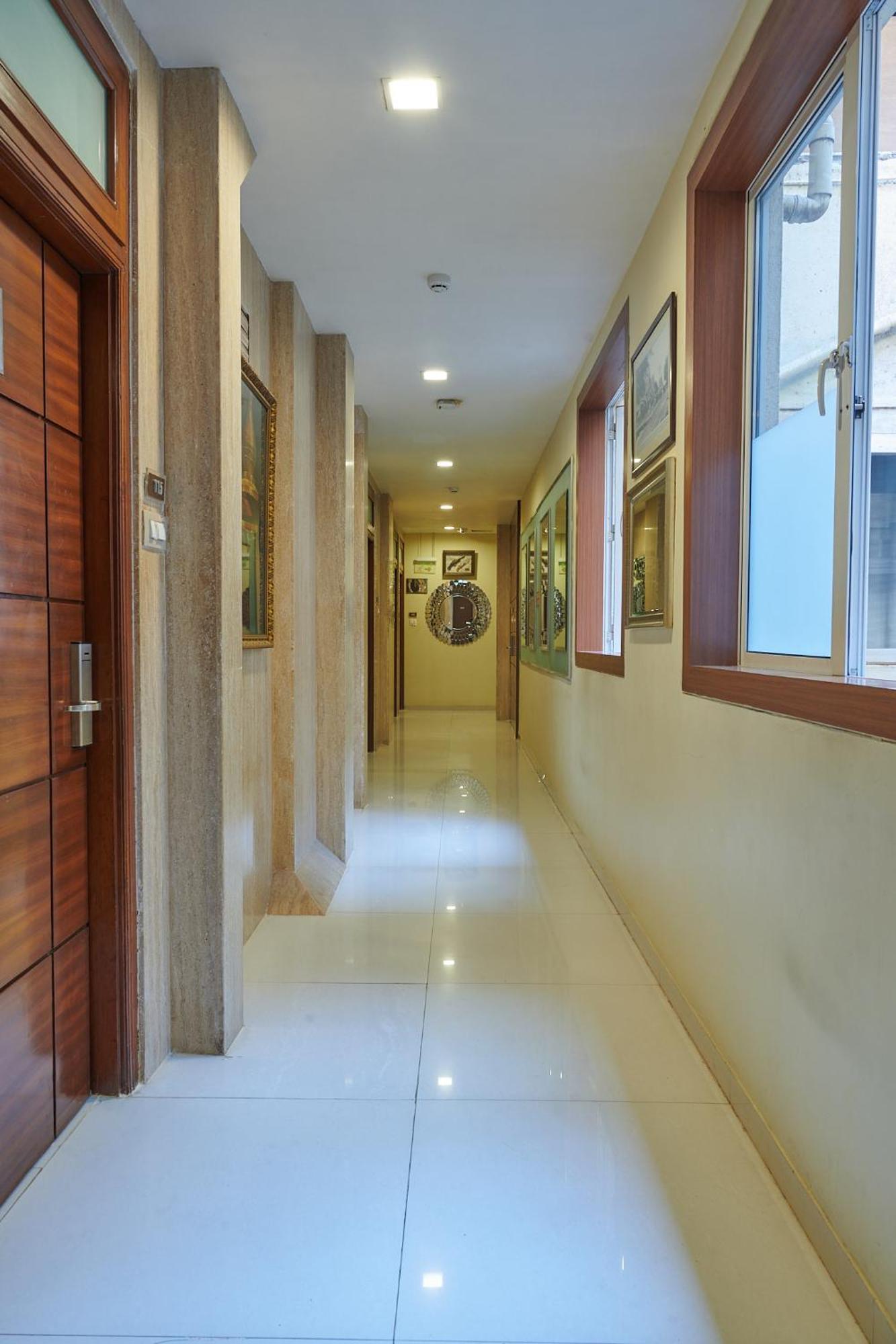 Bentley Marine Drive Hotel Bombaim