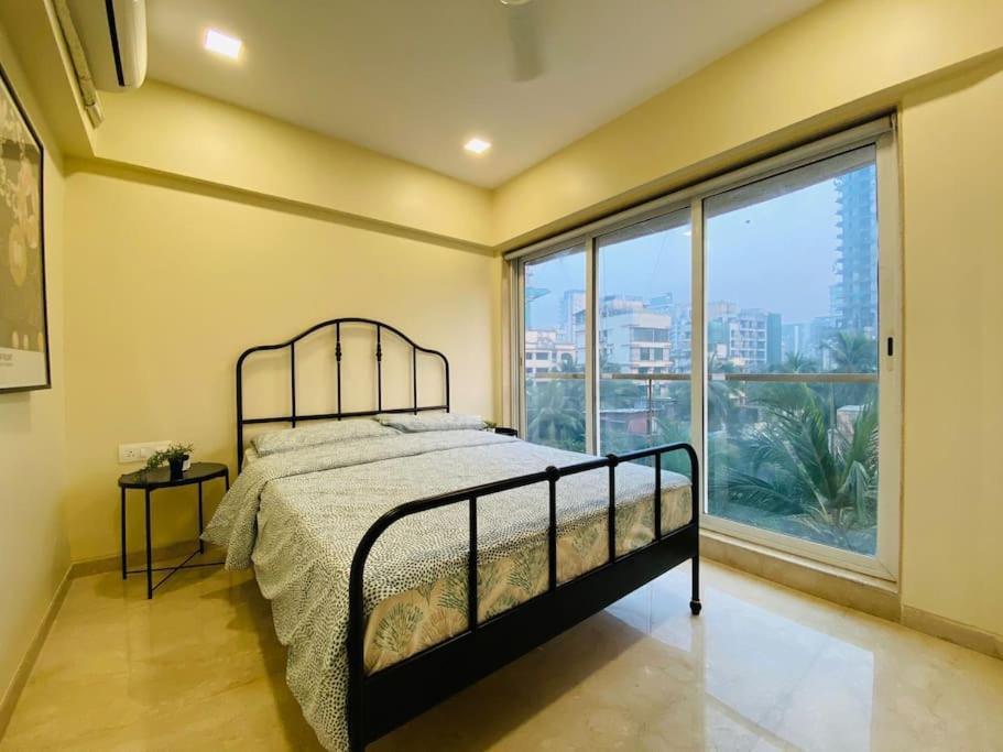 18 A, Khar West By Connekt Homes