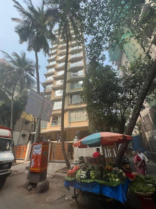 18 A, Khar West By Connekt Homes Apartment *